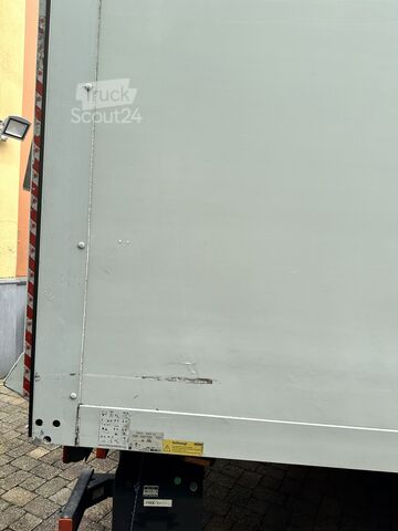 Fourgon tôlé Iveco Daily 70C18A8/P
