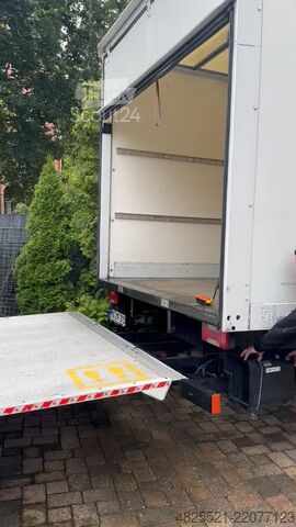 Dubă cu caroserie tip cutie Iveco Daily 70C18A8/P