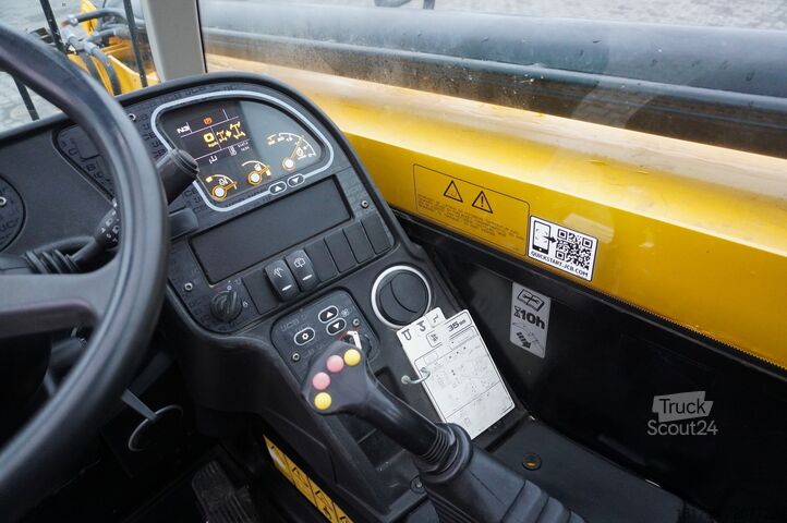 Ładowarka teleskopowa JCB 535-95 / 3.5 T / range 9.5 m / joystick