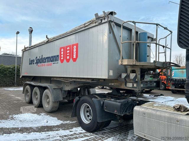 Semirimorchio ribaltabile LANGENDORF ALU Kipp-Auflieger mit 3 Achsen ca. 28m³