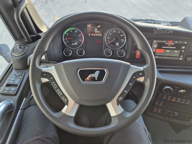 Tractora standard MAN TGX 18.470 4x2 LLS Fahrschule 5 Sitze Intarder