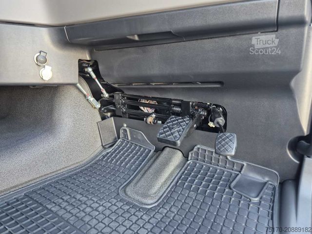 Tractora standard MAN TGX 18.470 4x2 LLS Fahrschule 5 Sitze Intarder