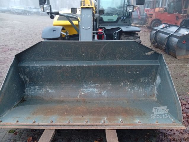 Tekerlekli yükleyici KRAMER 2706