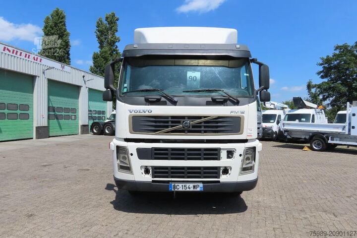 Châssis avec cabine Volvo FM 12.380 8x4 FULL SPRING.  100% condition!
