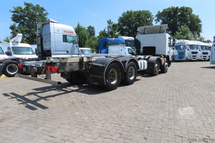 Châssis avec cabine Volvo FM 12.380 8x4 FULL SPRING. 100% condition!