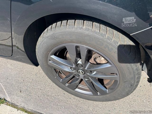 Minibusz OPEL Astra 1.4 Turbo Sports Tourer/LED/Kamera/Klima