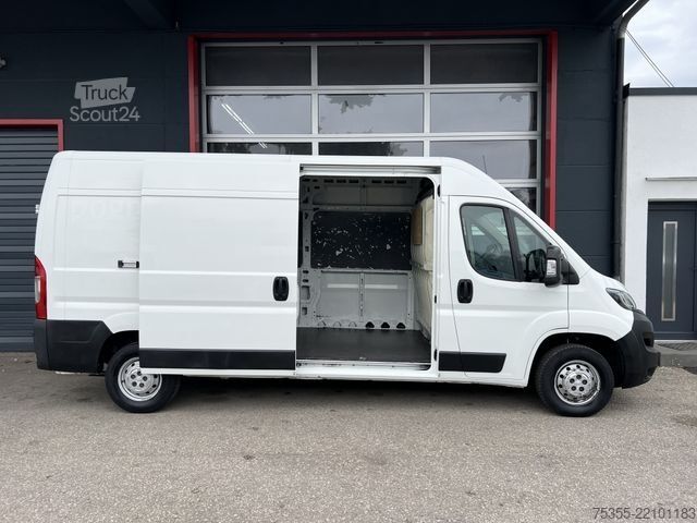 Dodávka s vysokou strechou PEUGEOT Boxer L3H2 Pro BlueHDi Navi Kamera 3-Sitzer