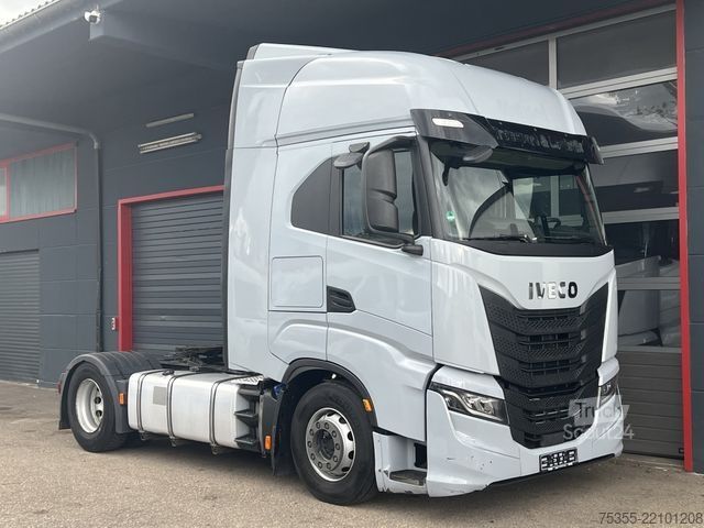 وحدة جرار قياسية IVECO S-WAY AS440S48 E6d ACC Intader NAVI 2xTank Leder