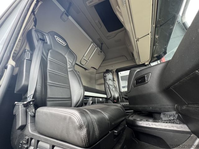 وحدة جرار قياسية IVECO S-WAY AS440S48 E6d ACC Intader NAVI 2xTank Leder