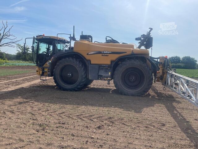 Опрыскиватель для пестицидов Challenger Rogator RG 645 B