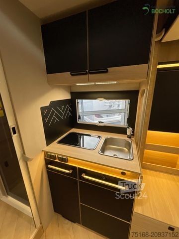 Autorulotă semi-integrată CHALLENGER Teilintegriert 270 Graphite Modell 2026 / Artic