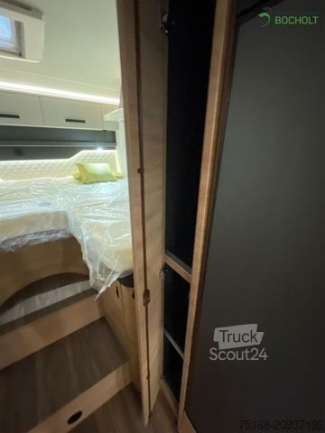 Daļēji integrēta kemperis KNAUS L!VE TI 700 MEG Modell 2025 / LIVE TI / Automati