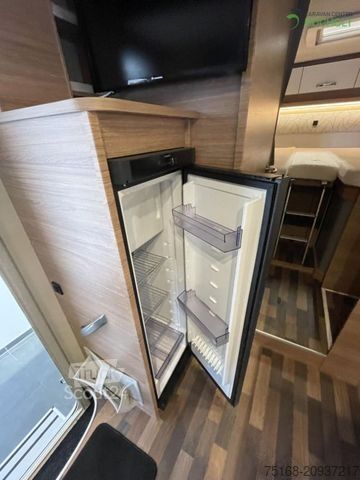 Camping-car semi-intégré WEINSBERG CaraSuite 700 ME Ehemaliger Mietwagen