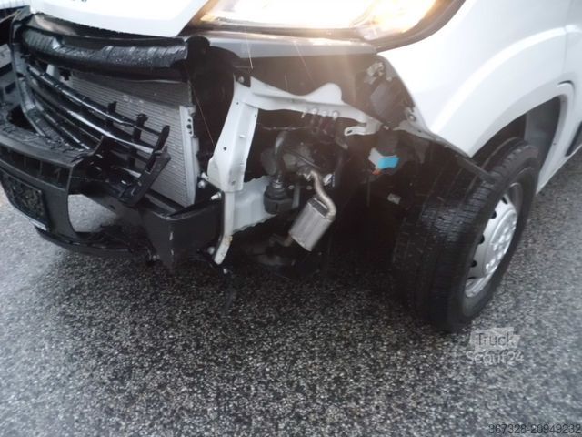 Vans ar augstu jumtu PEUGEOT Boxer Kasten Hochraum 335 L2H2 BlueHDi 165 Stop&