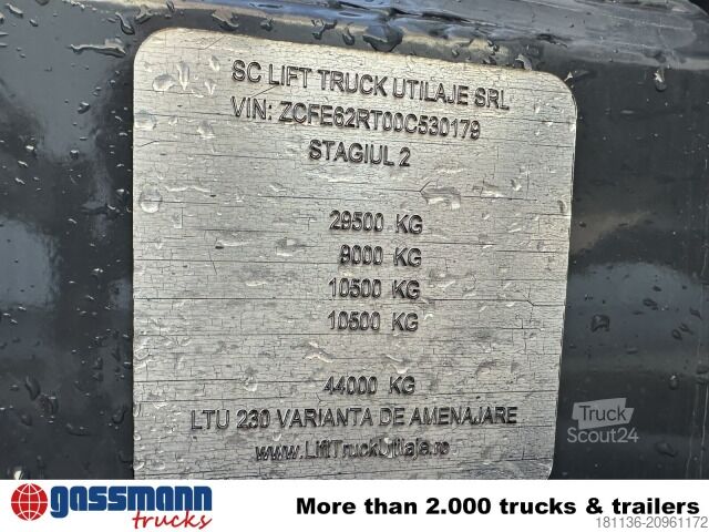 Tipvogn Iveco X-Way AD300X46Z 6x4 mit Kran Atlas AK 206.4E-A2,