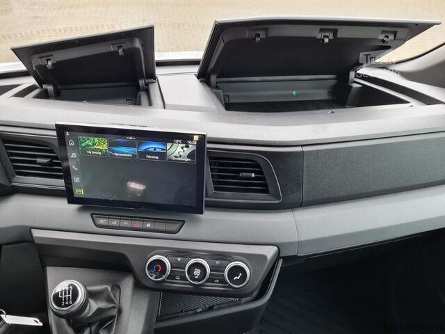 Vrachtwagen met bakwagen Renault Master 35 New Möbel Koffer KLIMA KAMERA TEMPOMAT