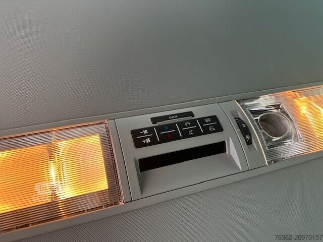 حافلة صغيرة VW T6 Multivan Trendline 7-Sitze 2xklima D