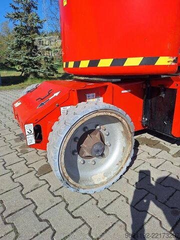 Leddelt teleskopisk arbejdsplatform JLG E400AJPN