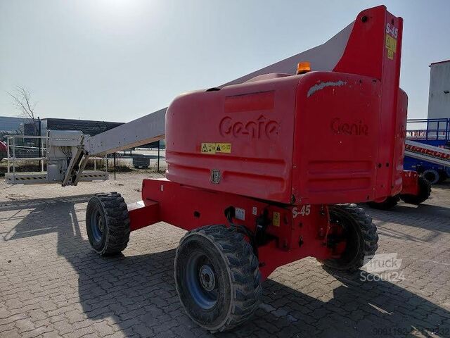 Teleskopisk plattform Genie S-45