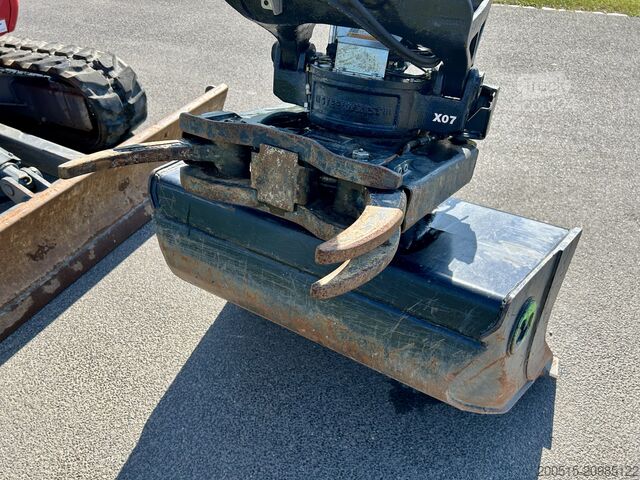 Miniekskavators Takeuchi TB 370 CV Zentralschmieranlage Greifer