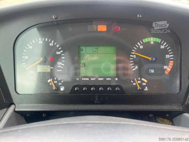 Intercity bus Mercedes-Benz Intouro