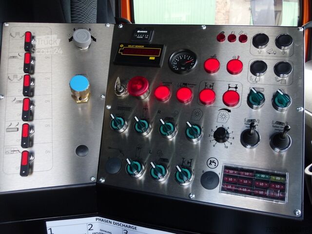 Veegmachine Mercedes-Benz Atego 1323 LKO 4x2 / Themis SH7B D