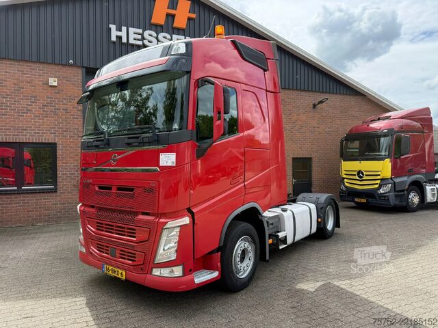 Standard-SZM Volvo FH 460 Globetrotter 2x tank NL Truck APK/TUV 01...