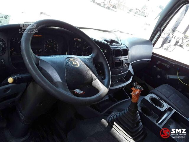 Chassis com cabina Mercedes Axor 1828 manual