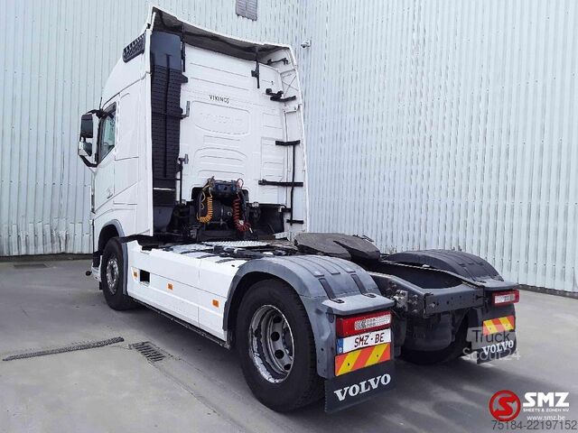 Standardni SZM Volvo FH 460 Globe Special interior