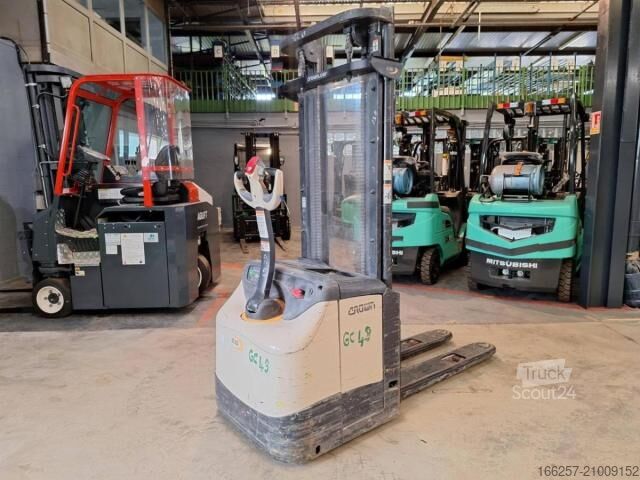 Handmatige stapelaar Crown ES4000-1.6