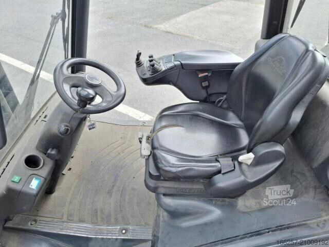 Chariot élévateur frontal Fenwick H30 T - 02