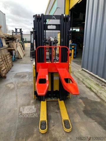 Handmatige stapelaar Yale MS12X