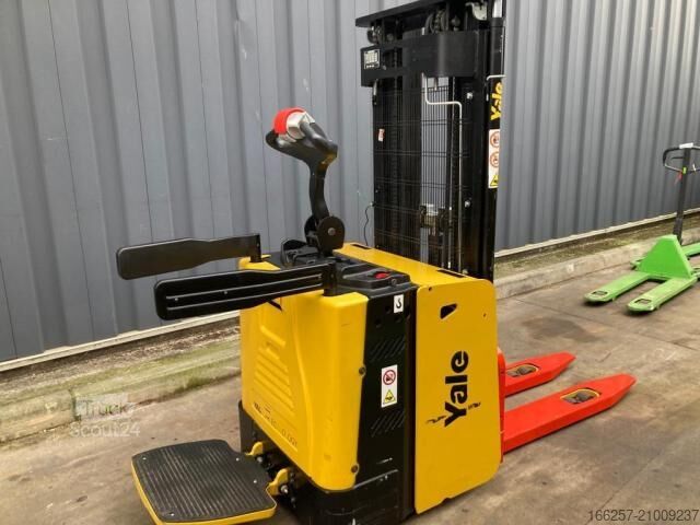 Handmatige stapelaar Yale MS12X