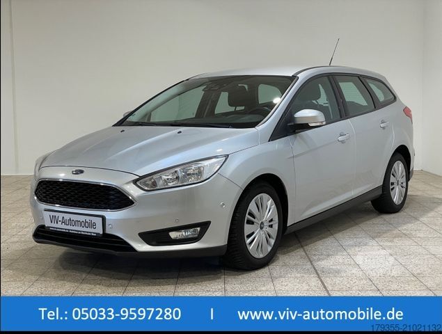 Minibus FORD Focus Turnier 1.5TDCi Business *1.Hand*Navi*SHZ*