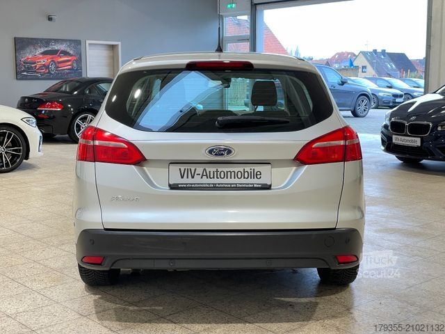 Minibus FORD Focus Turnier 1.5TDCi Business *1.Hand*Navi*SHZ*