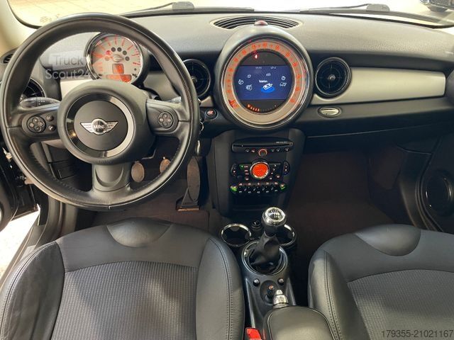 Fourgon MINI Mini One 1.Hand*Teil-Leder*Sportsitze*Panorama
