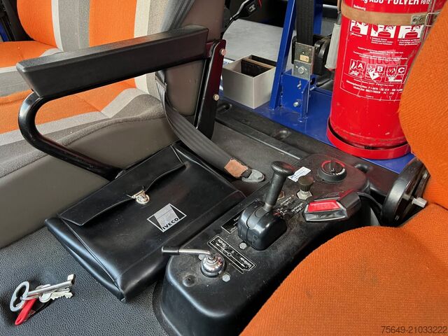 Бортовой грузовик Iveco-Magirus 90-16 AW 4x4 Doka 90-16 AW 4x4 Doka, Mannschaftswagen