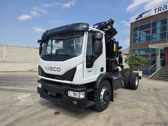 шаси на камион iveco 180e32k