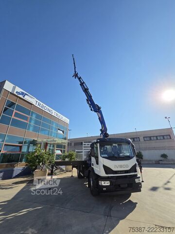 șasiu de camion iveco 180e32k