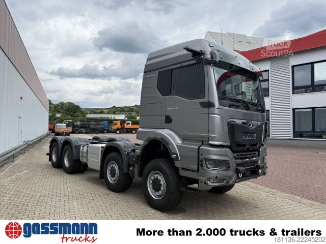 LKW-Fahrgestell MAN TGS 41.520 8x8 BB CH, Hohe Bauart, 6-Sitzer,