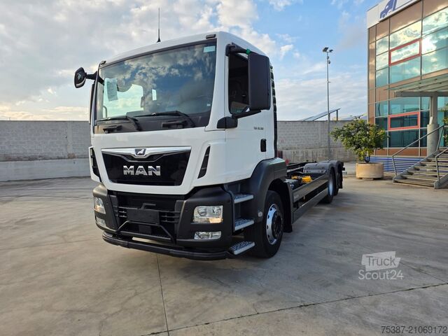 Kamyon şasisi MAN TGS 26.360