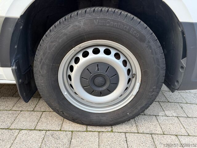 Kühltransporter VOLKSWAGEN Crafter Kühl-Koffer Ladebordwand  3,5t L3H3