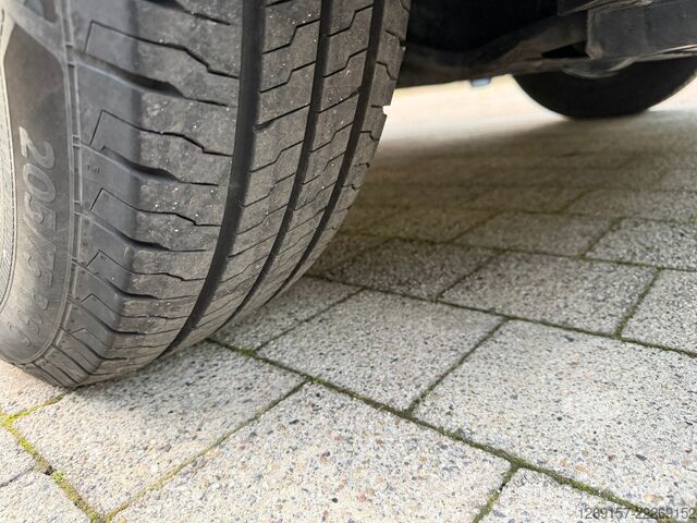 Kühltransporter VOLKSWAGEN Crafter Kühl-Koffer Ladebordwand  3,5t L3H3