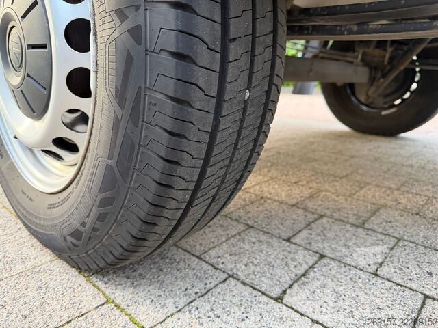 Kühltransporter VOLKSWAGEN Crafter Kühl-Koffer Ladebordwand  3,5t L3H3