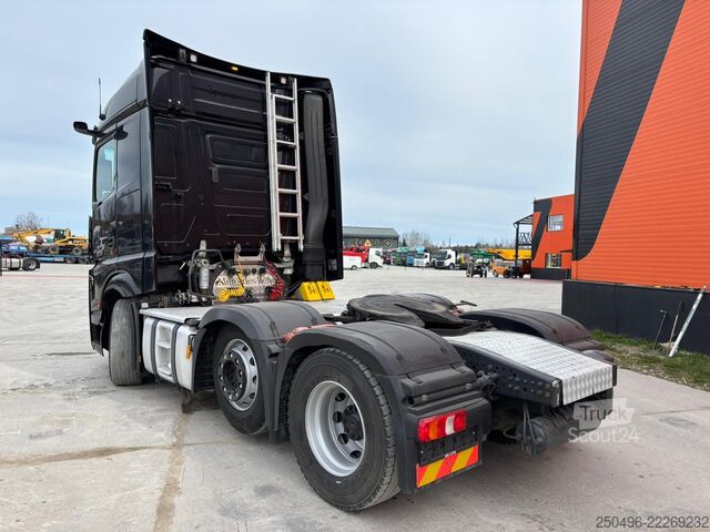 Standardtraktor Mercedes-Benz Actros 2545 6x2/4 STREAMSPACE