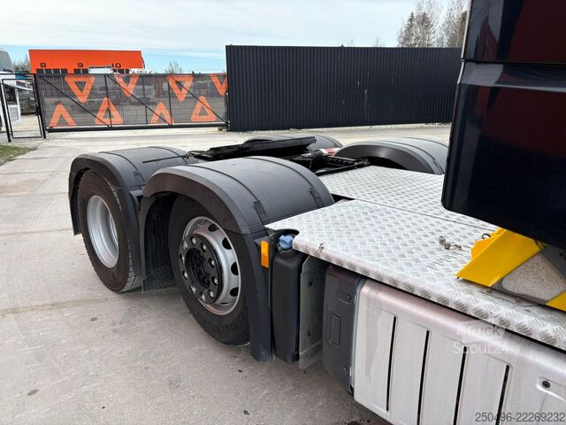 Standardtraktor Mercedes-Benz Actros 2545 6x2/4 STREAMSPACE