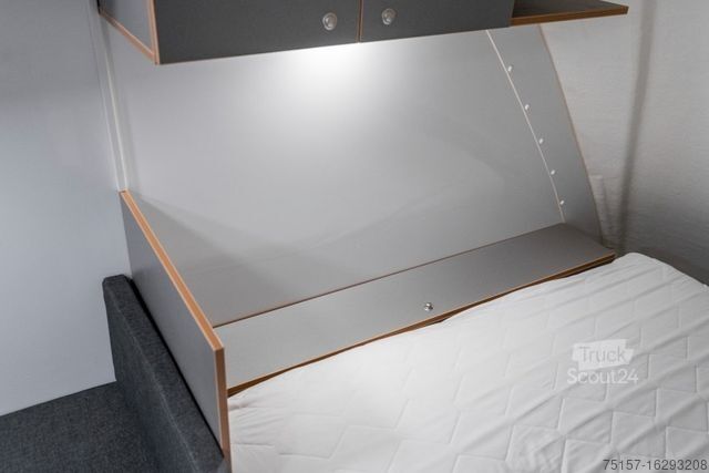 Asuntovaunu Behindertengerechter Wohnwagen 1500kg zGG