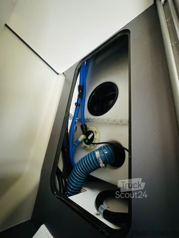 Bobil KARMANN Duncan 495: 170PS,Automatik,AHK, Markise 67.720¤