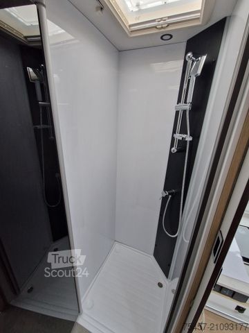 Ημιενσωματωμένο αυτοκινούμενο τροχόσπιτο CHAUSSON 640 Ultimate Line MJ2026 FIAT