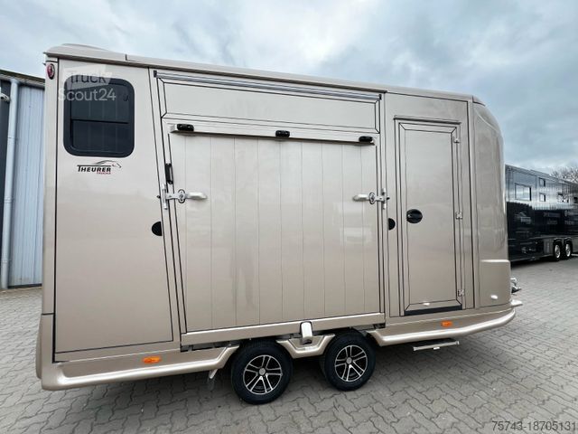 Horse transport trailer  ANKA Steinsberger 2,5t  Pferdeanh.m  Wohn. Dusch
